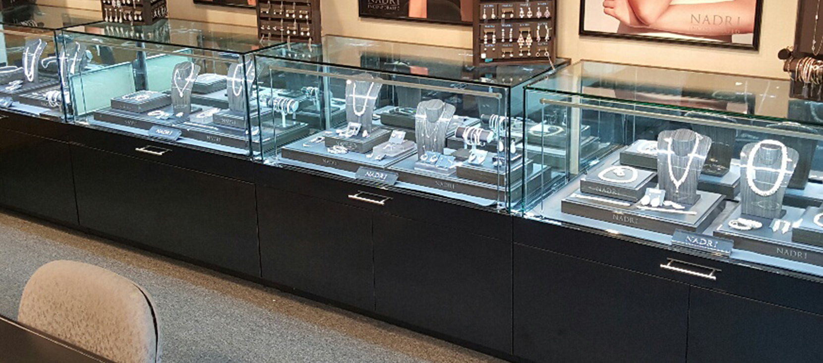 Display Cases - Showcases